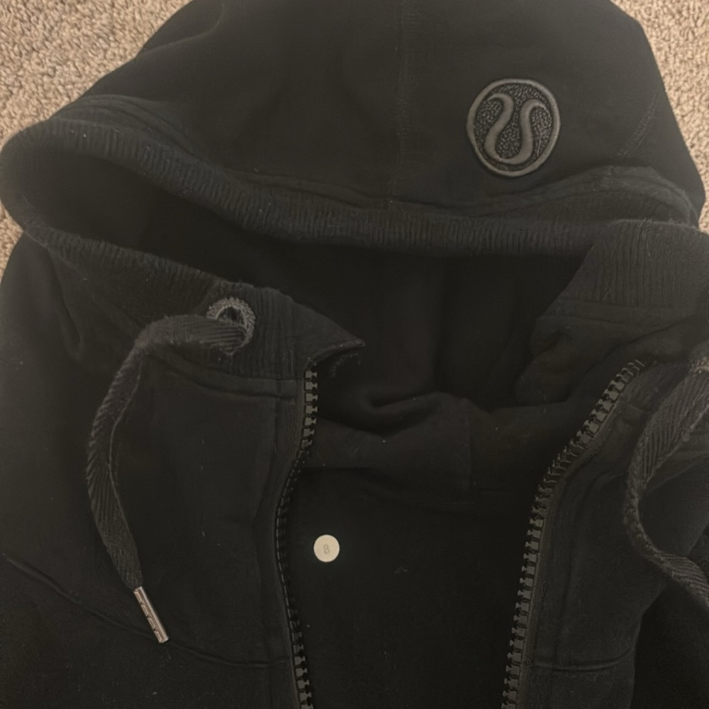 Lululemon size 8 extra long scuba hoodie - Picture 2 of 3